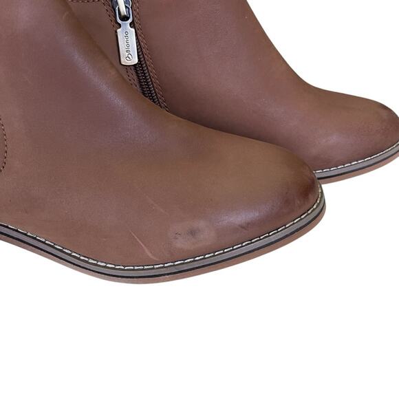 Blondo Waterproof Distressed Leather Side Zip Block Heel Booties Tan Size 8 M - Picture 7 of 8